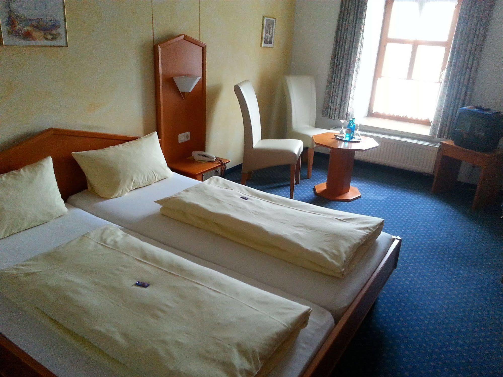 Hotel Zum Braeu Kinding Exterior foto